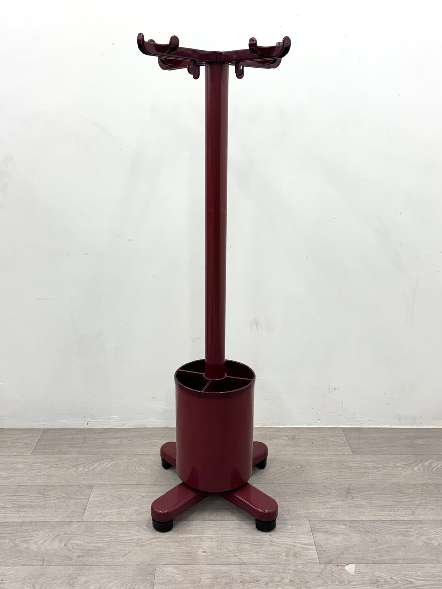 Appendiabiti Olivetti Synthesis (Sottsass) con portaombrelli