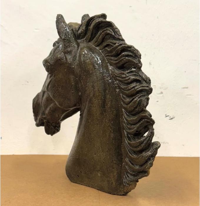 SCULTURA TESTA DI CAVALLO - Gesso anni 1980 — fotografia 4