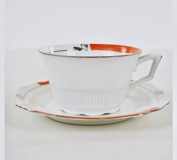 Set di 4 tazze da caffè ceramica Revelli Laveno inizi 900 — fotografia 3